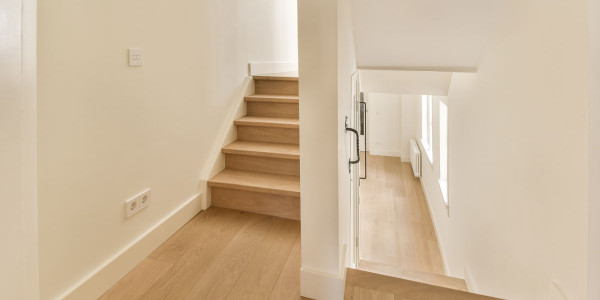 Rehabilitación / Reformas de Casas Jorquera · Reformas de Escaleras y Pasillos